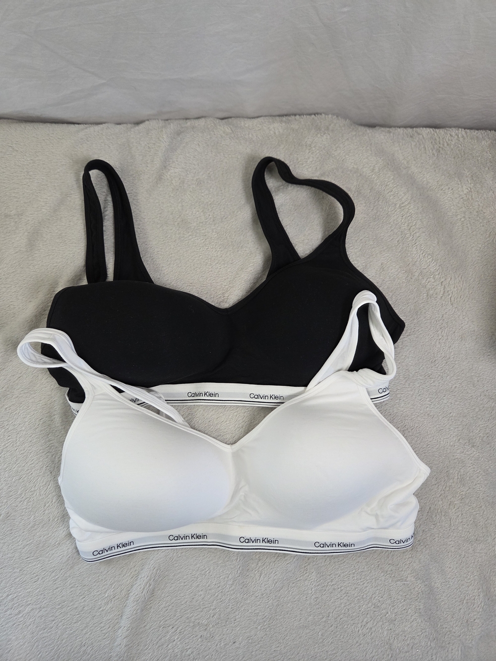 Calvin Klein Cotton Modal 2-Pack Wire-Free Bralettes — Black & White Size XL NWT - Picture 3 of 5